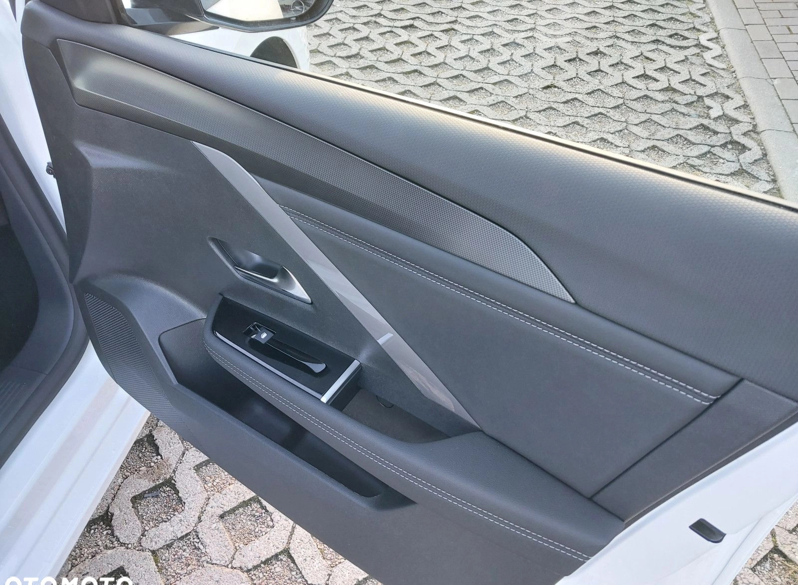 Opel Astra cena 135800 przebieg: , rok produkcji 2024 z Karlino małe 379